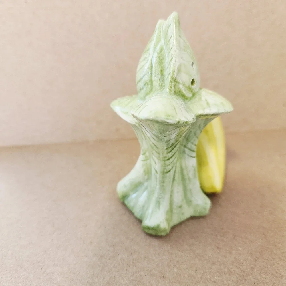 Applause Inc Vintage Ceramic Banana‎ and Plant Salt and Pepper Shaker Set 39079